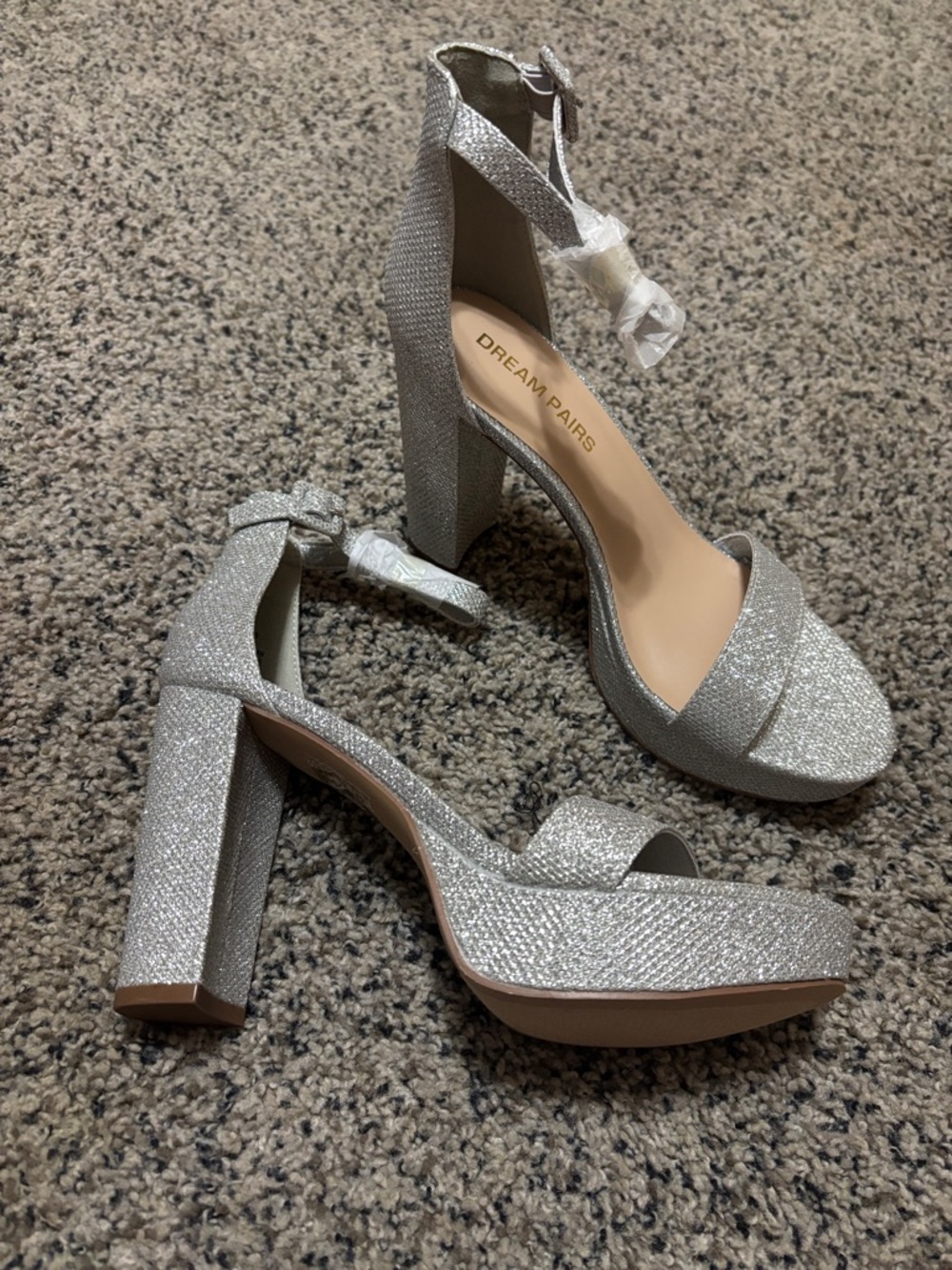 Dream Pairs Chunky Heel Platform Ankle Strap Sandals